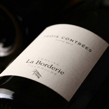 CHAMPAGNE TROIS CONTRÉES (Domaine La Borderie) - 1
